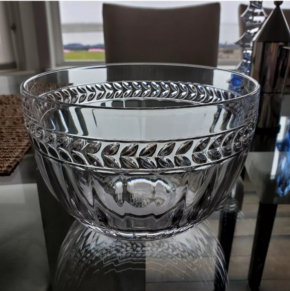 Villeroy & Boch 8.5" Miss Desiree Serving Bowl. Beautiful! - Picture 2 of 6